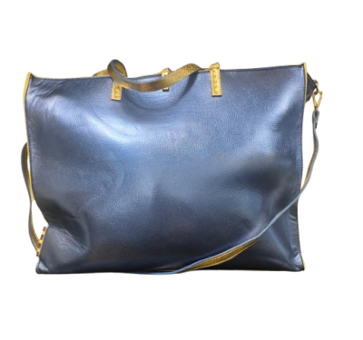 Blaue Ledertasche